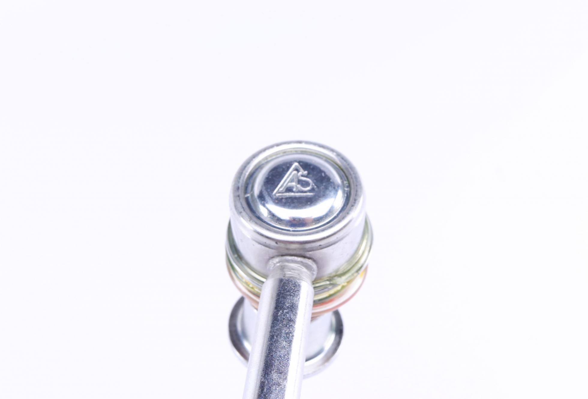 26BM0411 AS METAL